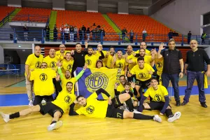 (ΦΩΤΟΣ) Οι πανηγυρισμοί και η απονομή στην ΑΕΛ 