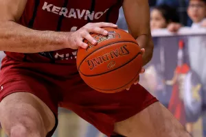 "Η πρακτική αυτή παραβιάζει κατάφορα την κείμενη νομοθεσία"
