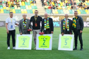 Τιμές...από ΑΕΚ
