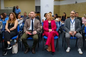 (Φώτος) ΕΚΟ C.I.A.M.: «Στήριγμα μας οι χορηγοί μας»... 