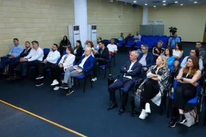 (Φώτος) ΕΚΟ C.I.A.M.: «Στήριγμα μας οι χορηγοί μας»... 