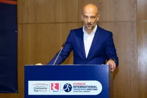 (Φώτος) ΕΚΟ C.I.A.M.: «Στήριγμα μας οι χορηγοί μας»... 