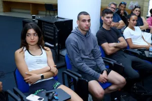 (Φώτος) ΕΚΟ C.I.A.M.: «Στήριγμα μας οι χορηγοί μας»... 