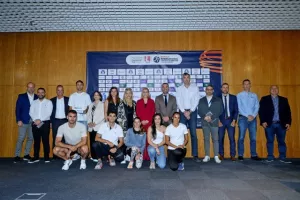 (Φώτος) ΕΚΟ C.I.A.M.: «Στήριγμα μας οι χορηγοί μας»... 