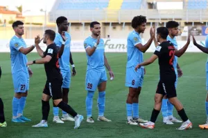 Αλληλοεξουδετέρωση και… καταστροφική ισοπαλία (φώτος)