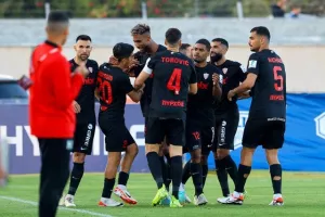 Αλληλοεξουδετέρωση και… καταστροφική ισοπαλία (φώτος)
