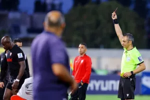 Αλληλοεξουδετέρωση και… καταστροφική ισοπαλία (φώτος)