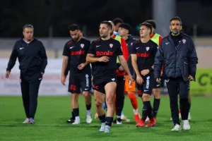 Αλληλοεξουδετέρωση και… καταστροφική ισοπαλία (φώτος)