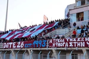 Ξανά... εντυπωσιακή ατμόσφαιρα οι Παραλιμνίτες!