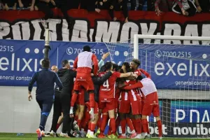 Ερυθρόλευκο διπλό στο "ΠΑΠ"/Αναπτερώθηκαν οι ελπίδες παραμονής (Φώτος)