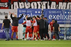 Ερυθρόλευκο διπλό στο "ΠΑΠ"/Αναπτερώθηκαν οι ελπίδες παραμονής (Φώτος)