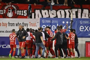 Ερυθρόλευκο διπλό στο "ΠΑΠ"/Αναπτερώθηκαν οι ελπίδες παραμονής (Φώτος)