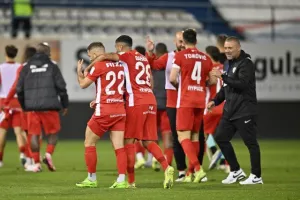 Ερυθρόλευκο διπλό στο "ΠΑΠ"/Αναπτερώθηκαν οι ελπίδες παραμονής (Φώτος)