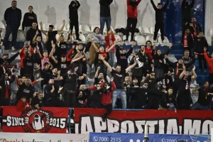 Ερυθρόλευκο διπλό στο "ΠΑΠ"/Αναπτερώθηκαν οι ελπίδες παραμονής (Φώτος)