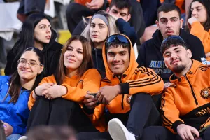 ΕΙΚΟΝΕΣ από τις κερκίδες στο ΓΣΠ