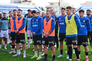 Λουλούδια στη μνήμη του Σωτήρη Μιχαηλούδη (φώτος)