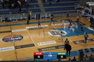 (Βίντεο) Καλημέρα με… κάρφωμα 