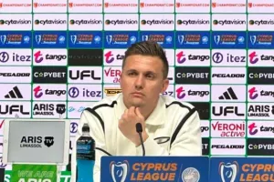 "Επόμενο βήμα... στο εξωτερικό/Όνειρο μου να εργαστώ στην Πρέμιερ Λιγκ"