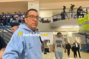 Ο Χάρης δίπλα και στον Παφιακό 