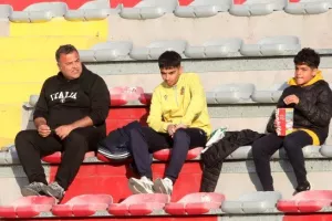 Τέταρτη συνεχόμενη νίκη για ΑΕΛ, βυθίζεται η Νέα Σαλαμίνα