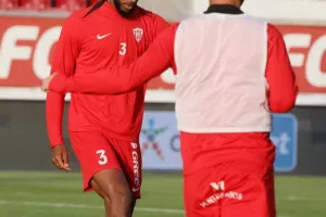 Τέταρτη συνεχόμενη νίκη για ΑΕΛ, βυθίζεται η Νέα Σαλαμίνα