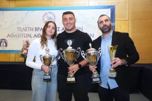 (ΦΩΤΟΣ) Η μεγάλη γιορτή του υγρού στίβου