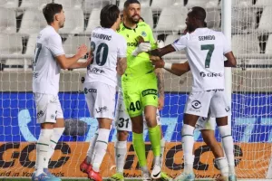 Αντίδραση με… ''SUPER'' Λοΐζου και Φαμπιάνο (φώτος)