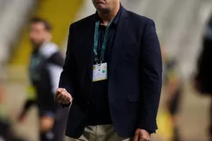 Αντίδραση με… ''SUPER'' Λοΐζου και Φαμπιάνο (φώτος)