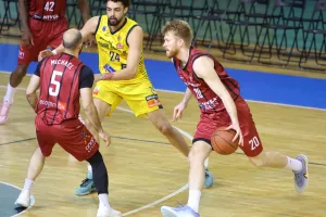 Πρόκριση στον τελικό για τον Κεραυνό (Φώτος)