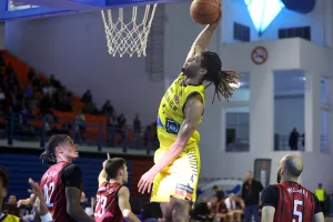 Πρόκριση στον τελικό για τον Κεραυνό (Φώτος)