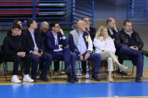 Ανορθωσιάτικη κυριαρχία και πρόκριση στον τελικό (Φωτος)