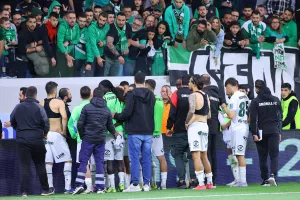 Απομακρύνεται και τα ερωτηματικά...μεγαλώνουν