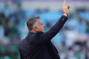 Αντίδραση με… ''SUPER'' Λοΐζου και Φαμπιάνο (φώτος)