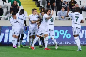 Αντίδραση με… ''SUPER'' Λοΐζου και Φαμπιάνο (φώτος)