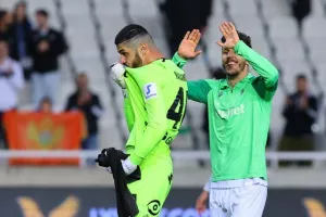 Αντίδραση με… ''SUPER'' Λοΐζου και Φαμπιάνο (φώτος)