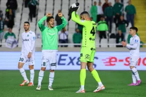 Αντίδραση με… ''SUPER'' Λοΐζου και Φαμπιάνο (φώτος)