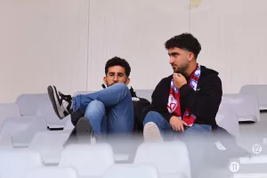 ΦΩΤΟΣ από τις κερκίδες