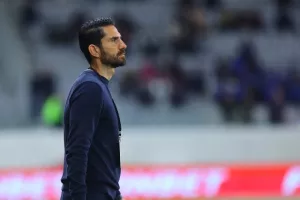 Τρίτωσε το καλό για την ΑΕΛ με ωραία μπάλα και…ξεγνοιάζει (φώτος)