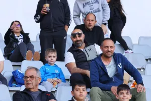 Απολλωνίστες και ΑΕΚτζήδες (φώτος)