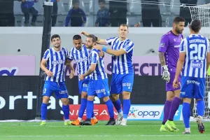 Τρίμπαλο και... 3/3 για την ''Κυρία''