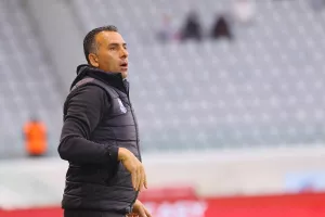 Κολλημένοι...με την ισοπαλία Απόλλων και ΑΠΟΕΛ!