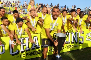 (Βίντεο/Φώτος Kerkida) Η απονομή του τροπαίου στην FREEDOM 24 ΕΝ' Ύψωνα