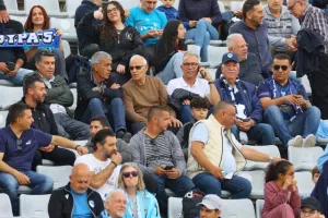(Φώτος) Ο κόσμος στο "Στέλιος Κυριακίδης"
