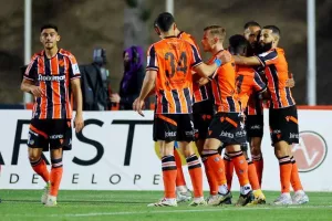 Έδειξε σφυγμό ο ΑΠΟΕΛ - Διπλό στην Πάφο και... νέο ενδιαφέρον! (Φώτος)