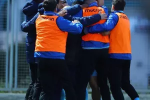 ΔΙΠΛΟ... με πρωταγωνιστή τον Τάντι! (Φώτος)