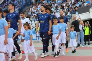 Η Πάφος χαϊδεύει το πρώτο της πρωτάθλημα, με…δίμπαλο Κορέια! (φώτος)