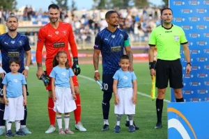 Η Πάφος χαϊδεύει το πρώτο της πρωτάθλημα, με…δίμπαλο Κορέια! (φώτος)
