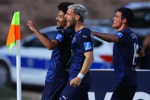 Η Πάφος χαϊδεύει το πρώτο της πρωτάθλημα, με…δίμπαλο Κορέια! (φώτος)