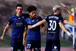Η Πάφος χαϊδεύει το πρώτο της πρωτάθλημα, με…δίμπαλο Κορέια! (φώτος)