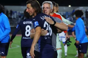 Η Πάφος χαϊδεύει το πρώτο της πρωτάθλημα, με…δίμπαλο Κορέια! (φώτος)